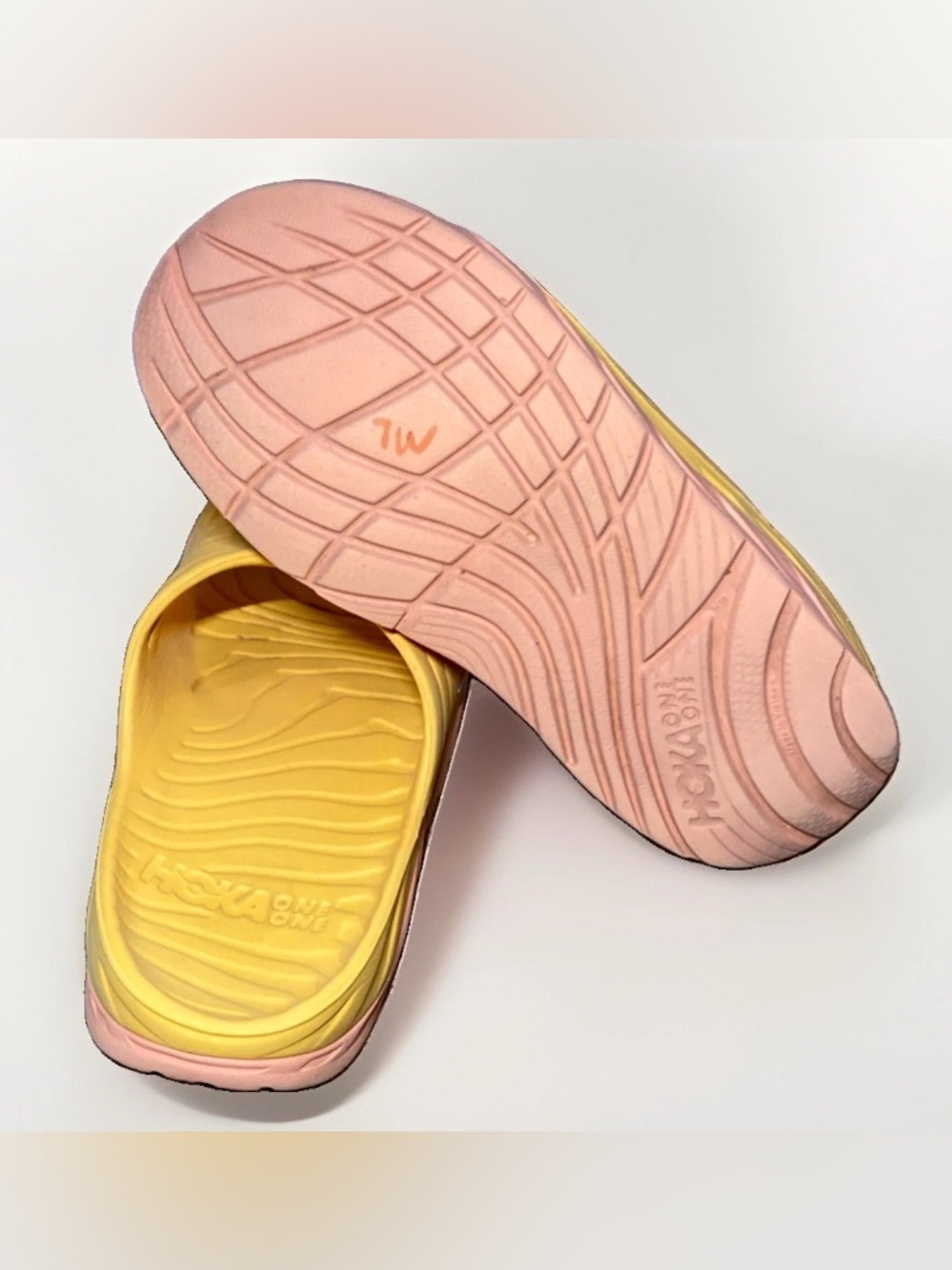 Hoka One One Ora Recovery Slide Amber Yellow/Shell Coral 1134527 AYSC Sz M 10 - Picture 5 of 5